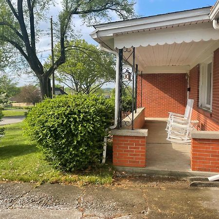 The Bourbon & Horse Country Epicenter Vila Frankfort Exterior foto