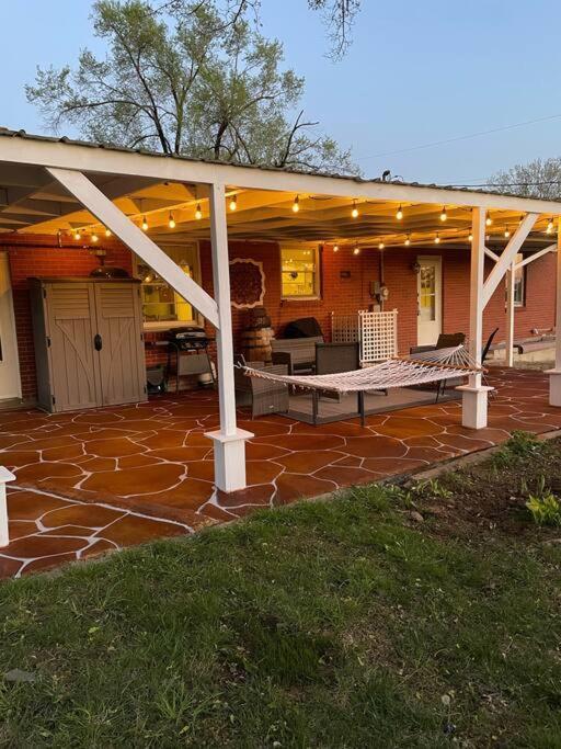 The Bourbon & Horse Country Epicenter Vila Frankfort Exterior foto